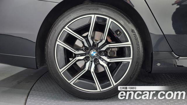 BMW 7-Series 740i xDrive M Sport — пробег 26 264 км — фото 5 из 5
