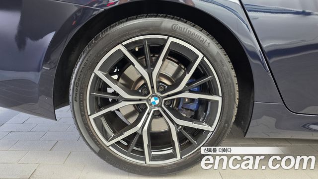 BMW 5-Series 530i xDrive M Sport Package — пробег 64 215 км — фото 5 из 5