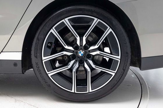 BMW 7-Series 740d xDrive M Sport — пробег 59 560 км — фото 5 из 5