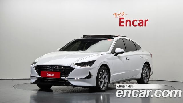 Hyundai Sonata 2.0 Premium — пробег 121 450 км — фото 1 из 5