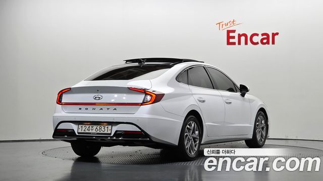 Hyundai Sonata 2.0 Premium — пробег 121 450 км — фото 2 из 5