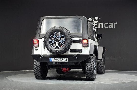 Jeep Wrangler 3.6 Sport 2Door — пробег 115 934 км — фото 4 из 5