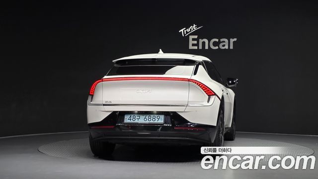 Kia EV6 Standard Earth — пробег 161 640 км — фото 4 из 5