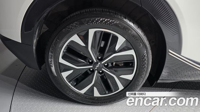 Kia EV6 Standard Earth — пробег 161 640 км — фото 5 из 5