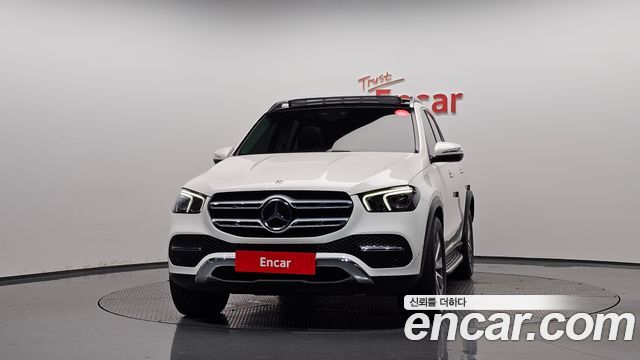 Mercedes-Benz GLE-Class GLE300d 4MATIC — пробег 55 564 км — фото 3 из 5