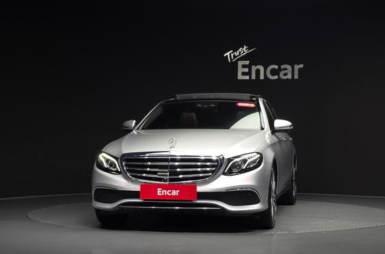 Mercedes-Benz E-Class E400 4MATIC Exclusive — пробег 94 560 км — фото 3 из 5