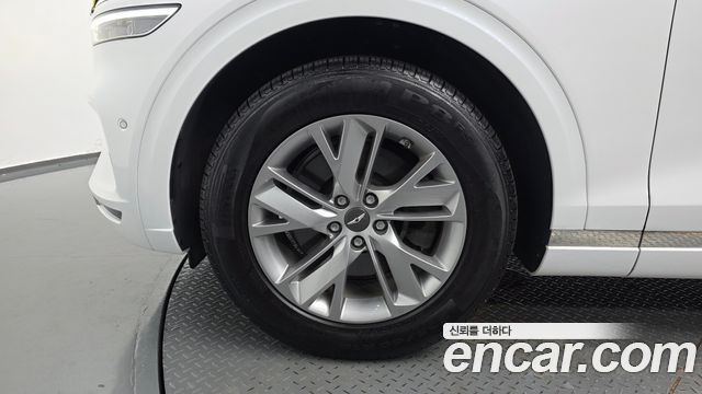 Genesis GV70 из Кореи Encar