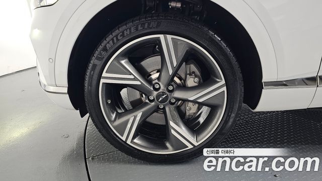 Genesis GV80 из Кореи Encar