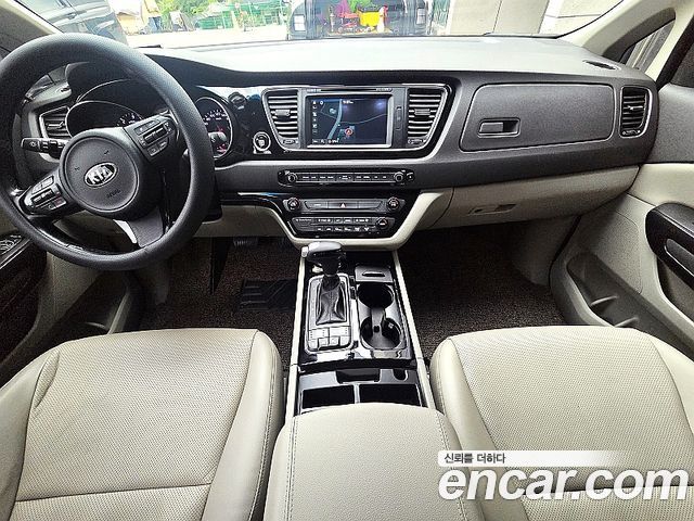 Kia Carnival из Кореи Encar