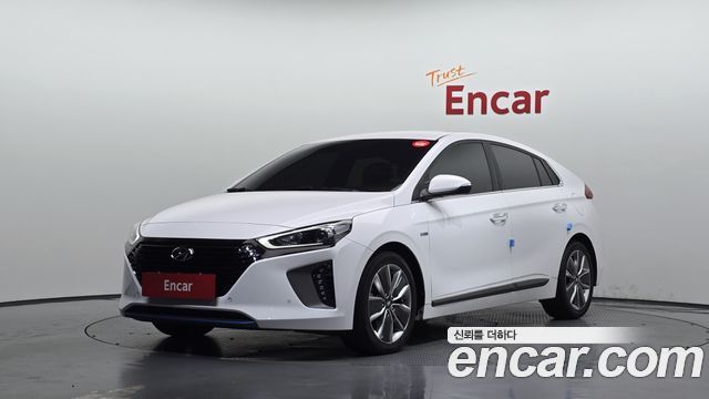 Hyundai Ioniq Q — пробег 206 309 км — фото 1 из 5
