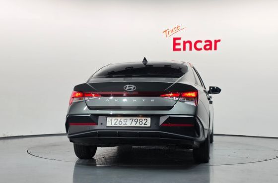 Hyundai AVANTE Modern — пробег 18 911 км — фото 4 из 5