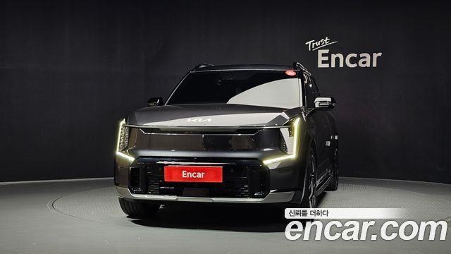 Kia EV9 Long Range 4WD GT Line — пробег 85 522 км — фото 3 из 5