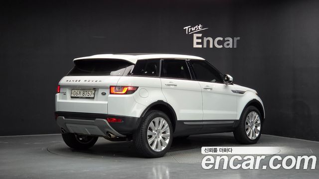Land Rover Range Rover Evoque 2.0 TD4 HSE — пробег 44 109 км — фото 2 из 5