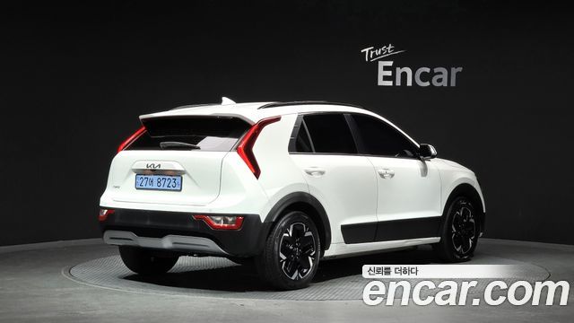 Kia Niro Air — пробег 178 718 км — фото 2 из 5