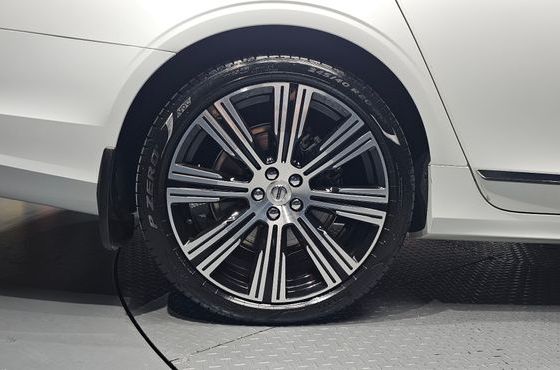 Volvo S90 T8 AWD Ultimate Bright — пробег 53 684 км — фото 5 из 5