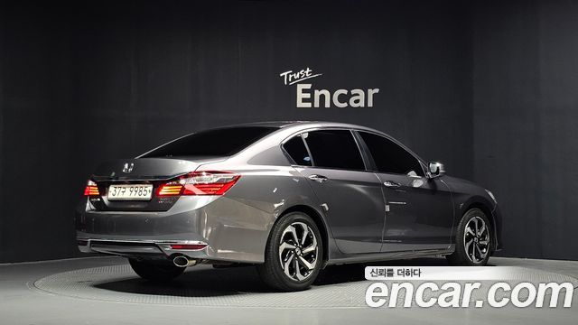 Honda Accord 2.4 9th — пробег 79 839 км — фото 2 из 5