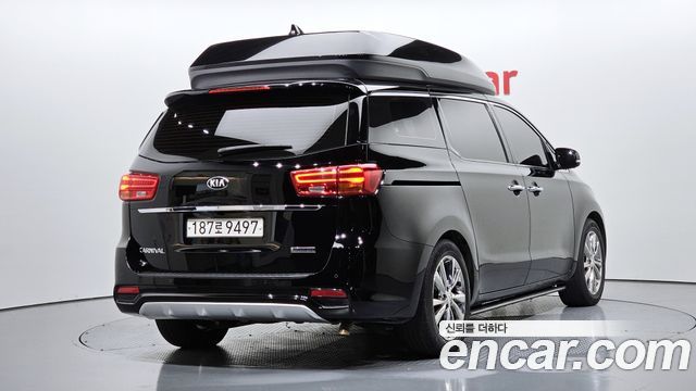 Kia Carnival из Кореи Encar