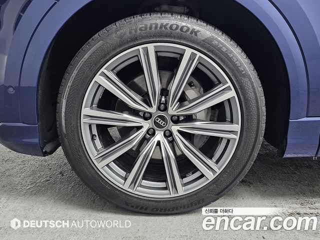 Audi Q8 55 TFSI Quattro Premium — пробег 49 000 км — фото 5 из 5