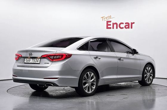 Hyundai Sonata 2.0 Premium — пробег 101 110 км — фото 2 из 5