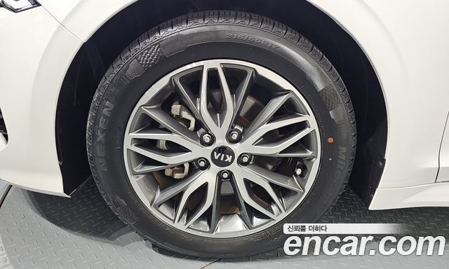 Kia K5 из Кореи Encar