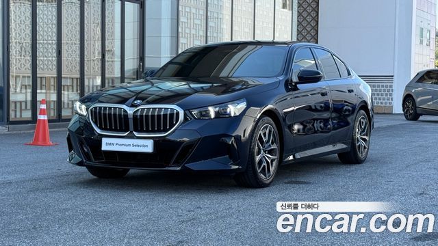 BMW 5-Series 520i M Sport — пробег 17 471 км — фото 1 из 5