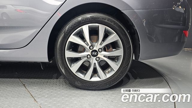 Hyundai Accent из Кореи Encar