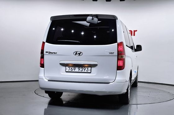 Hyundai Starex Wagon 11-Seater Modern — пробег 57 991 км — фото 4 из 5