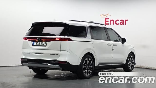 Kia Carnival Gasoline 7-Seater Signature — пробег 66 356 км — фото 2 из 5