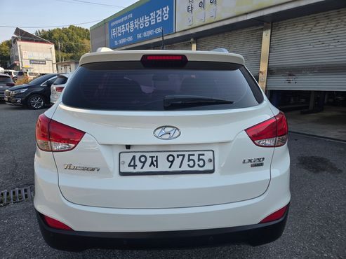 Hyundai Tucson Diesel 2WD LX20 Luxury — пробег 178 000 км — фото 5 из 5