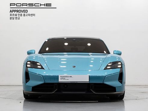 Porsche Taycan Turbo — пробег 4 400 км — фото 3 из 5