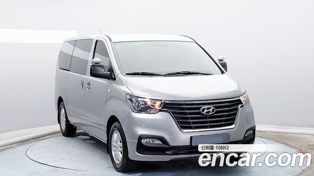 Hyundai Starex Van 3-Seater Smart — пробег 62 983 км — фото 3 из 5