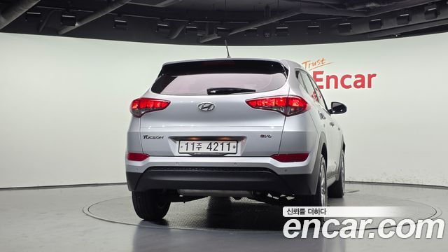 Hyundai Tucson Diesel 1.7 2WD Style — пробег 171 664 км — фото 4 из 5