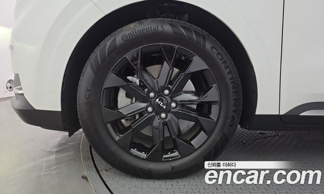 Kia Carnival Gasoline 7-Seater Signature — пробег 20 113 км — фото 5 из 5