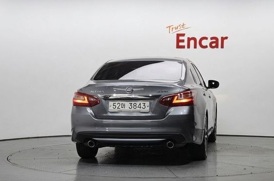 Nissan Altima 2.5 Tech L33 — пробег 73 007 км — фото 4 из 5