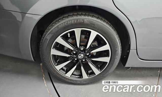 Nissan Altima 2.5 Tech L33 — пробег 73 007 км — фото 5 из 5