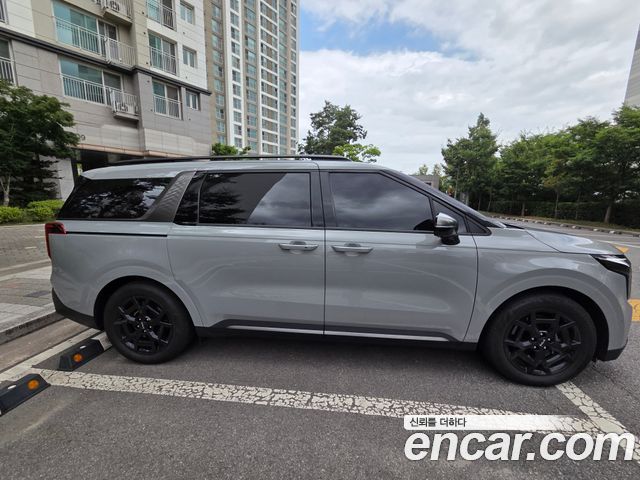 Kia Carnival Diesel 9-Seater Gravity — пробег 45 500 км — фото 4 из 5