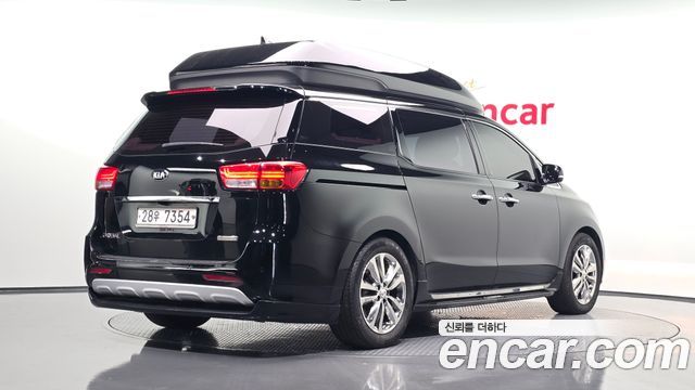 Kia Carnival из Кореи Encar