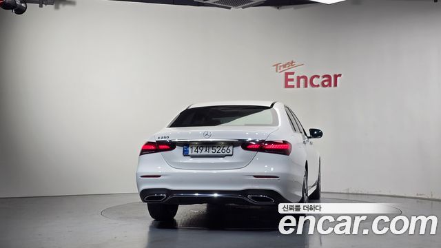 Mercedes-Benz E-Class из Кореи Encar