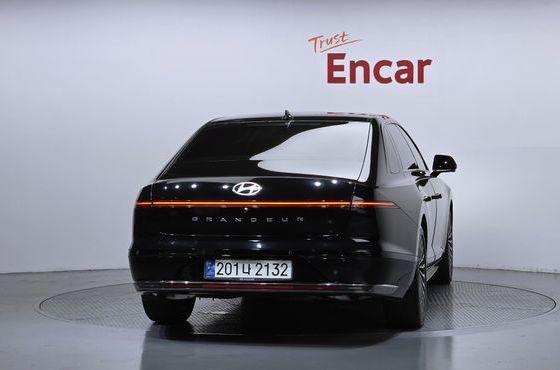 Hyundai Grandeur Calligraphy — пробег 30 683 км — фото 4 из 5