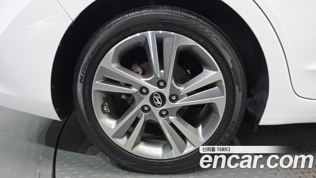 Hyundai AVANTE 1.6 GDI Value Plus — пробег 97 584 км — фото 5 из 5