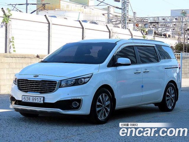 Kia Carnival 9-seater Luxury — пробег 175 817 км — фото 1 из 5