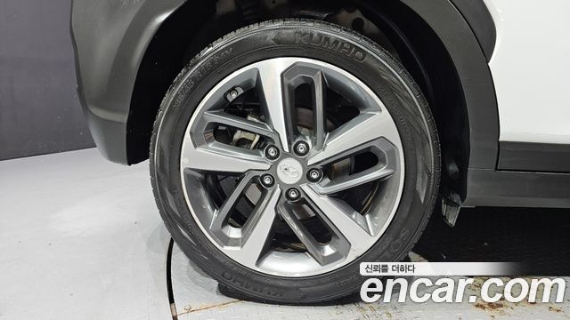Hyundai Kona из Кореи Encar