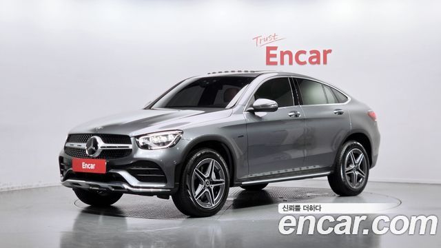 Mercedes-Benz GLC-Class GLC300e 4MATIC Coupe — пробег 67 459 км — фото 1 из 5