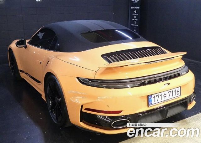 Porsche 911 Turbo S Cabriolet — пробег 15 км — фото 5 из 5