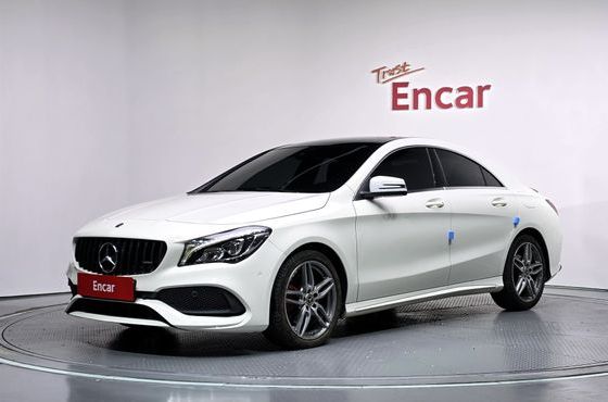 Mercedes-Benz CLA-Class CLA220 AMG Line — пробег 82 209 км — фото 1 из 5