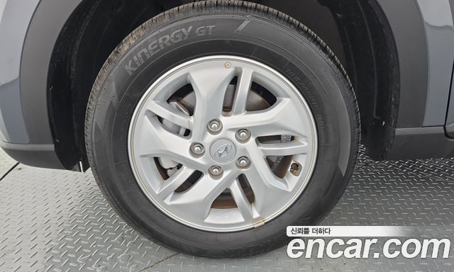 Hyundai Venue 1,6 Premium — пробег 3 649 км — фото 5 из 5
