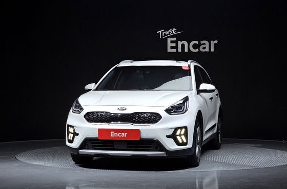 Kia Niro 1.6 HEV Noblesse Special — пробег 138 680 км — фото 3 из 5