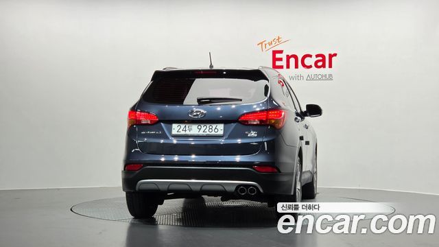 Hyundai Santafe Diesel(e-VGT) 2.0 4WD Exclusive — пробег 190 974 км — фото 4 из 5