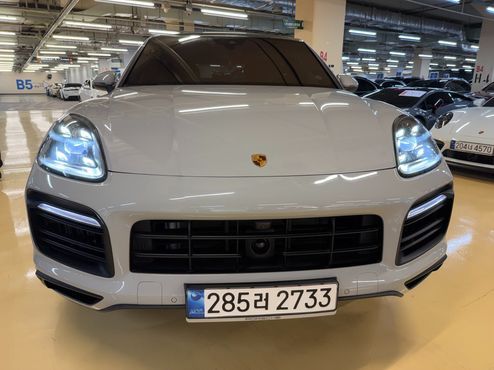 Porsche Cayenne 3.0 COUPE PLATINUM EDITION — пробег 18 000 км — фото 3 из 5