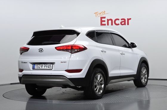 Hyundai Tucson Diesel 1.7 2WD Style — пробег 113 980 км — фото 2 из 5